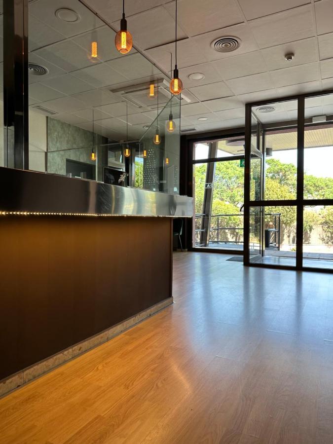Aparthotel Montcada Eksteriør billede